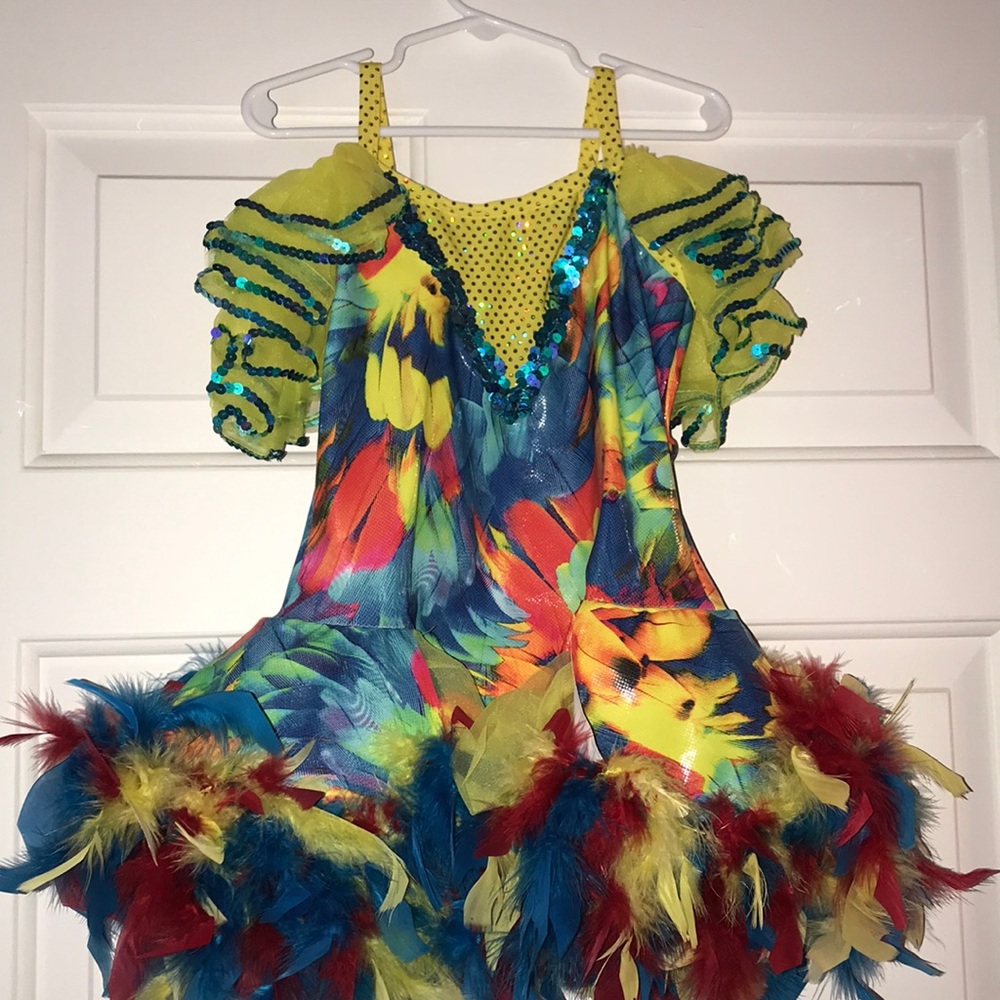 ❌SOLD ON Ⓜ️erc❌Parrot Inspired Dance Costume